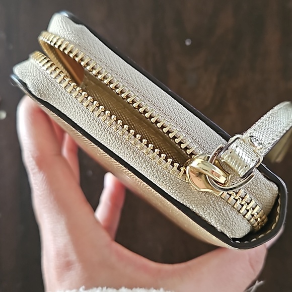 Gold Kate spade zipper wallet♠️ - Picture 5 of 5